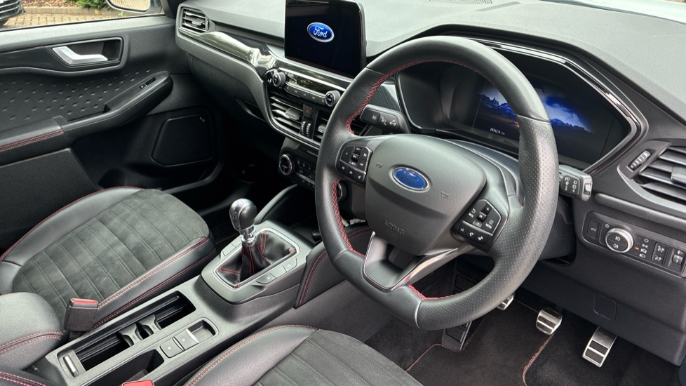 Ford Kuga 1.5 EcoBoost 150 ST-Line Edition 5dr Petrol Estate - Image 11