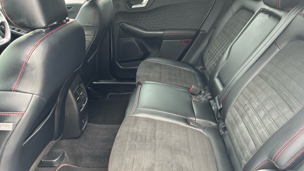 Ford Kuga 1.5 EcoBoost 150 ST-Line Edition 5dr Petrol Estate - Image 16