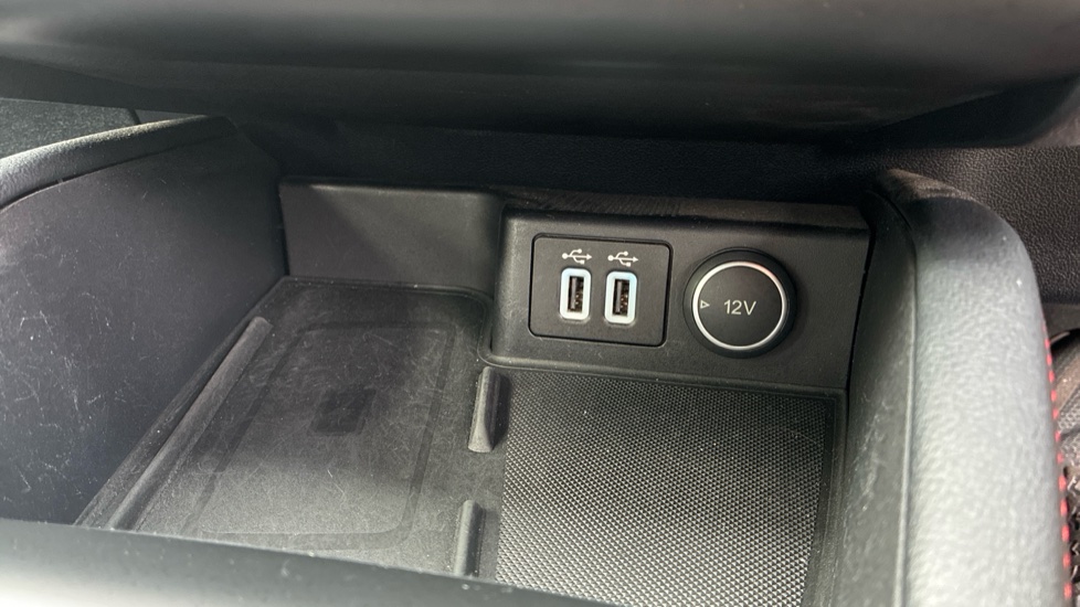 Ford Kuga 1.5 EcoBoost 150 ST-Line Edition 5dr Petrol Estate - Image 23