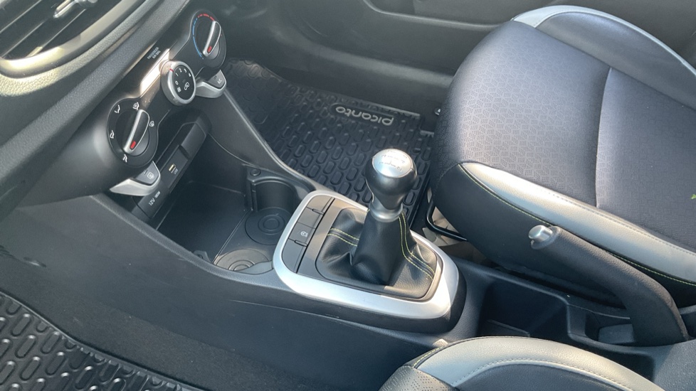 Kia Picanto 1.0 X-Line 5dr Petrol Hatchback - Image 13