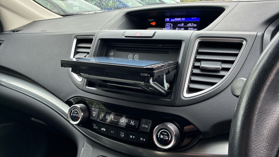 Honda CR-V 1.6 i-DTEC 160 SR 5dr Auto Diesel Estate - Image 23