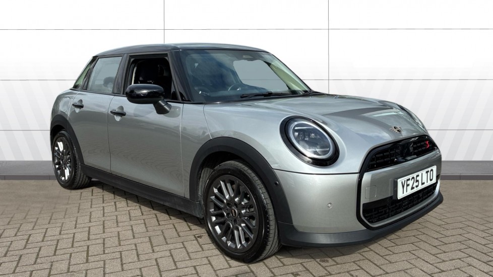 MINI Cooper 2.0 S Classic 5dr Auto Petrol Hatchback - Image 1