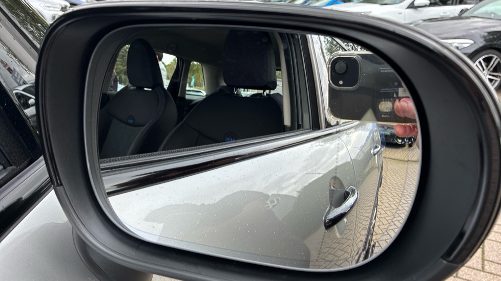 MINI Cooper 2.0 S Classic 5dr Auto Petrol Hatchback - Image 45