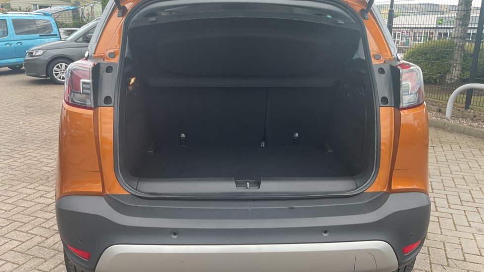 Vauxhall Crossland X 1.2T ecoTec [110] Elite Nav 5dr [Start Stop] Petrol Hatchback - Image 4