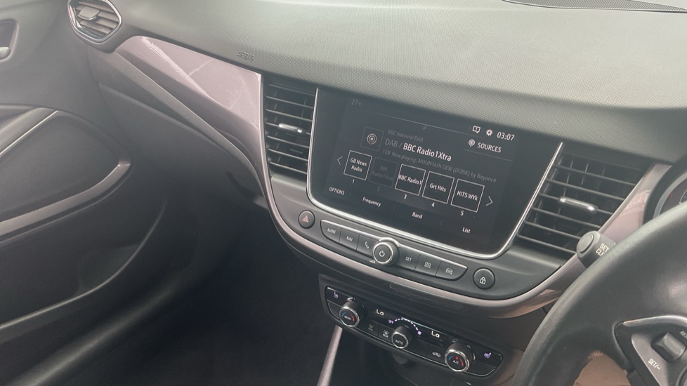 Vauxhall Crossland X 1.2T ecoTec [110] Elite Nav 5dr [Start Stop] Petrol Hatchback - Image 14