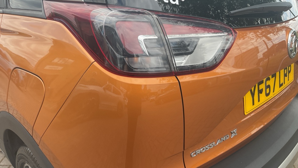 Vauxhall Crossland X 1.2T ecoTec [110] Elite Nav 5dr [Start Stop] Petrol Hatchback - Image 38
