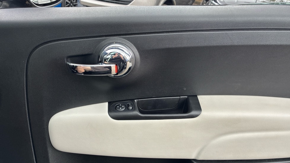 Fiat 500 1.0 Mild Hybrid Star 3dr Petrol Hatchback - Image 39