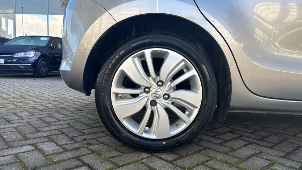 Suzuki Swift 1.0 Boosterjet SZ-T 5dr Petrol Hatchback - Image 7