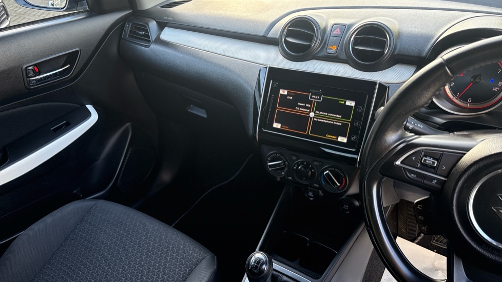 Suzuki Swift 1.0 Boosterjet SZ-T 5dr Petrol Hatchback - Image 14