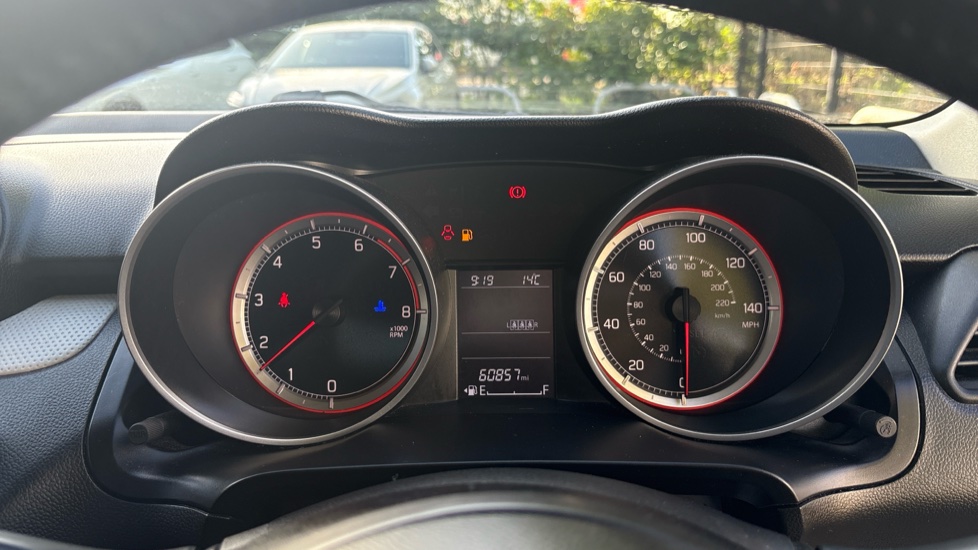 Suzuki Swift 1.0 Boosterjet SZ-T 5dr Petrol Hatchback - Image 18