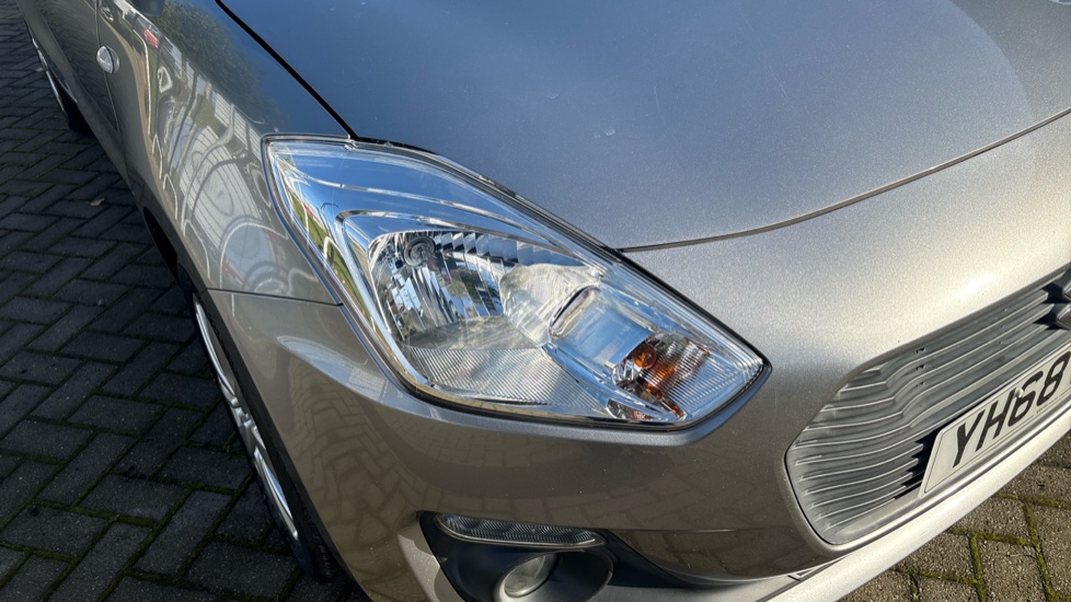 Suzuki Swift 1.0 Boosterjet SZ-T 5dr Petrol Hatchback - Image 22