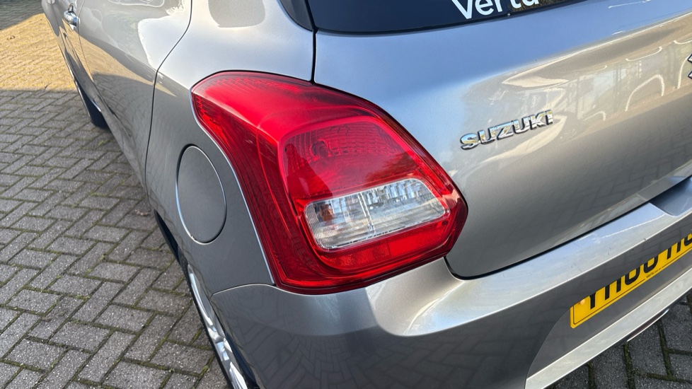 Suzuki Swift 1.0 Boosterjet SZ-T 5dr Petrol Hatchback - Image 26