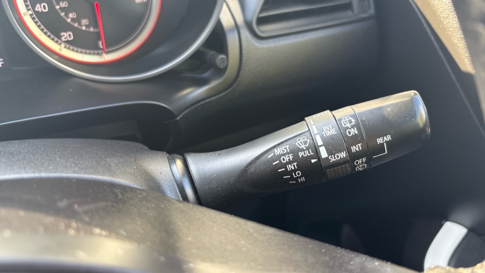 Suzuki Swift 1.0 Boosterjet SZ-T 5dr Petrol Hatchback - Image 39