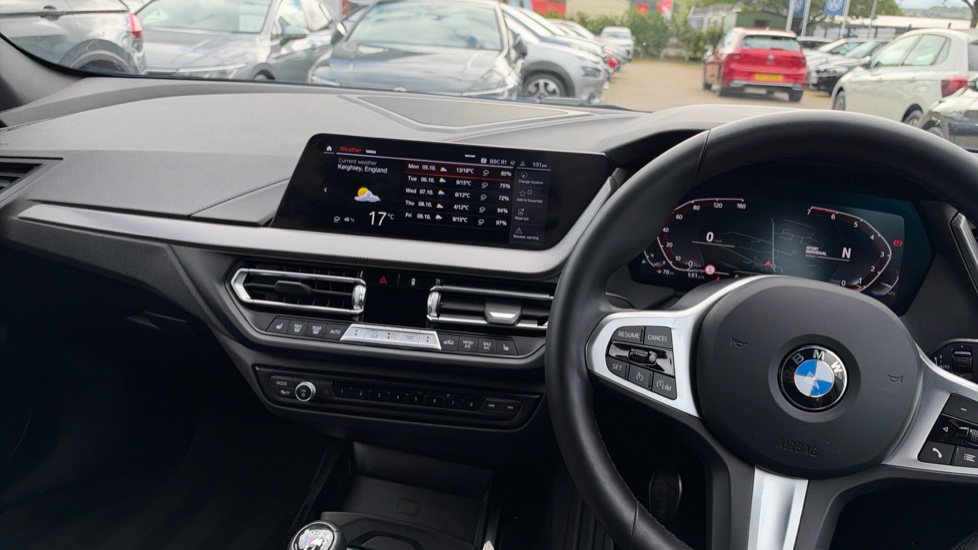 BMW 1 Series 118i [136] M Sport 5dr [Live Cockpit Professional] Petrol Hatchback - Image 14