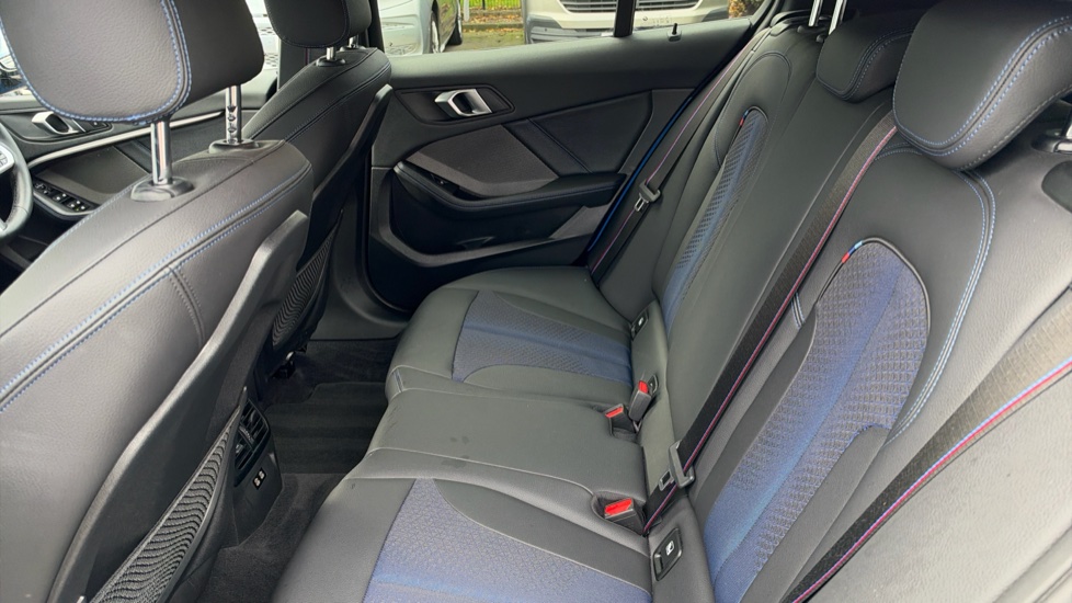 BMW 1 Series 118i [136] M Sport 5dr [Live Cockpit Professional] Petrol Hatchback - Image 16