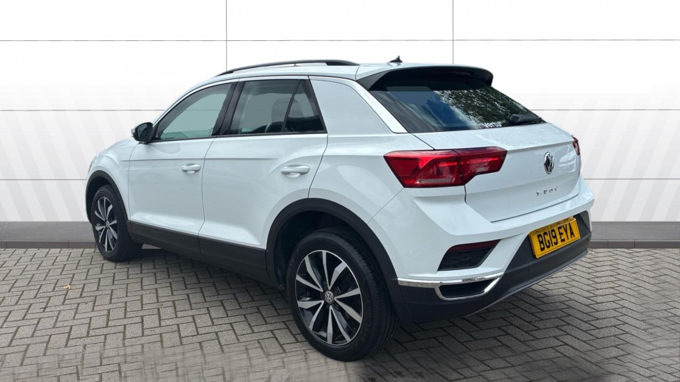 Volkswagen T-Roc 1.0 TSI SE 5dr Petrol Hatchback - Image 2