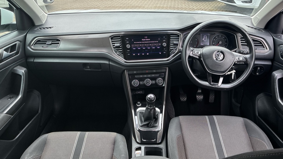 Volkswagen T-Roc 1.0 TSI SE 5dr Petrol Hatchback - Image 10