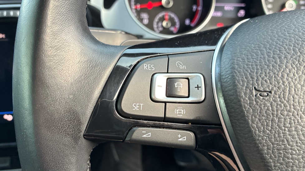 Volkswagen Golf 1.5 TSI EVO 150 GT 5dr DSG Petrol Hatchback - Image 34