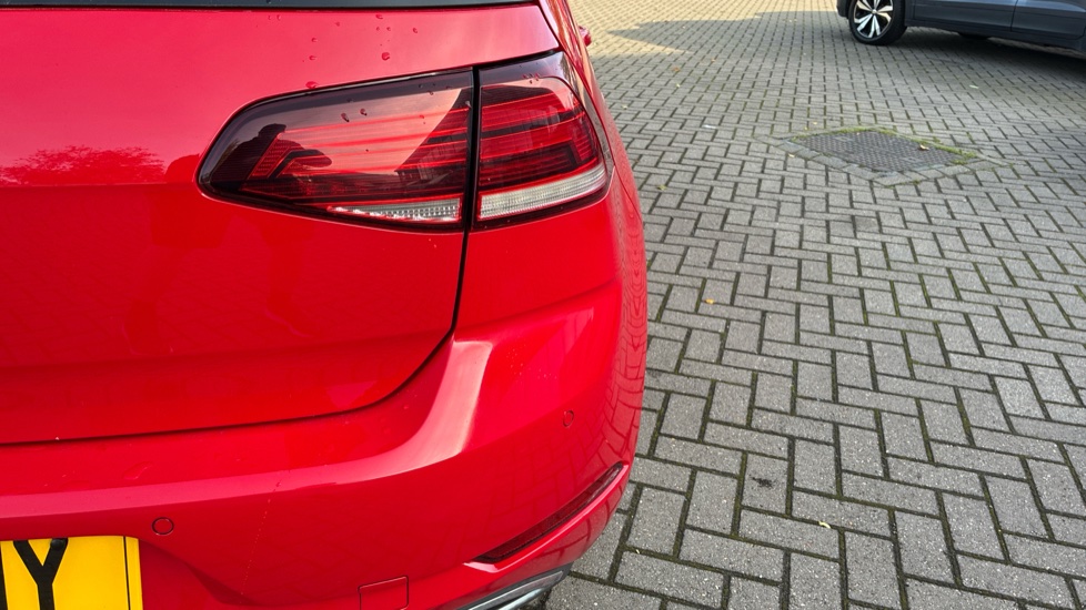 Volkswagen Golf 1.5 TSI EVO 150 GT 5dr DSG Petrol Hatchback - Image 38