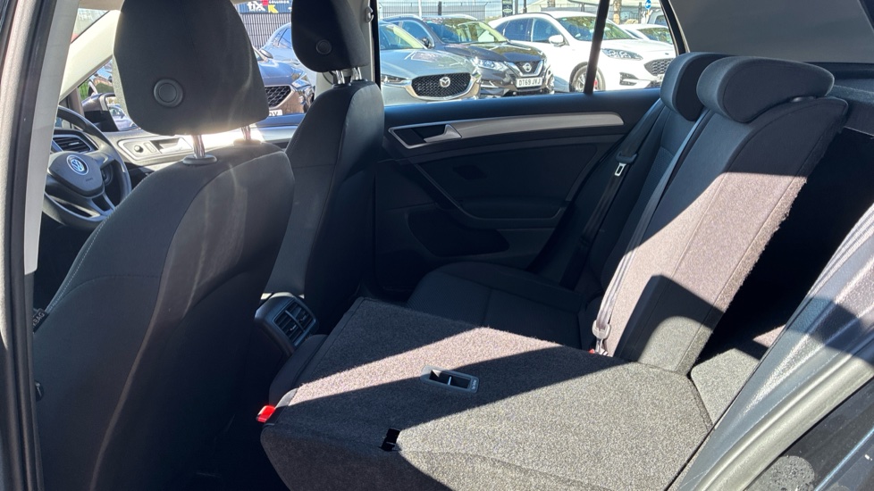 Volkswagen Golf 1.0 TSI S 5dr Petrol Hatchback - Image 41