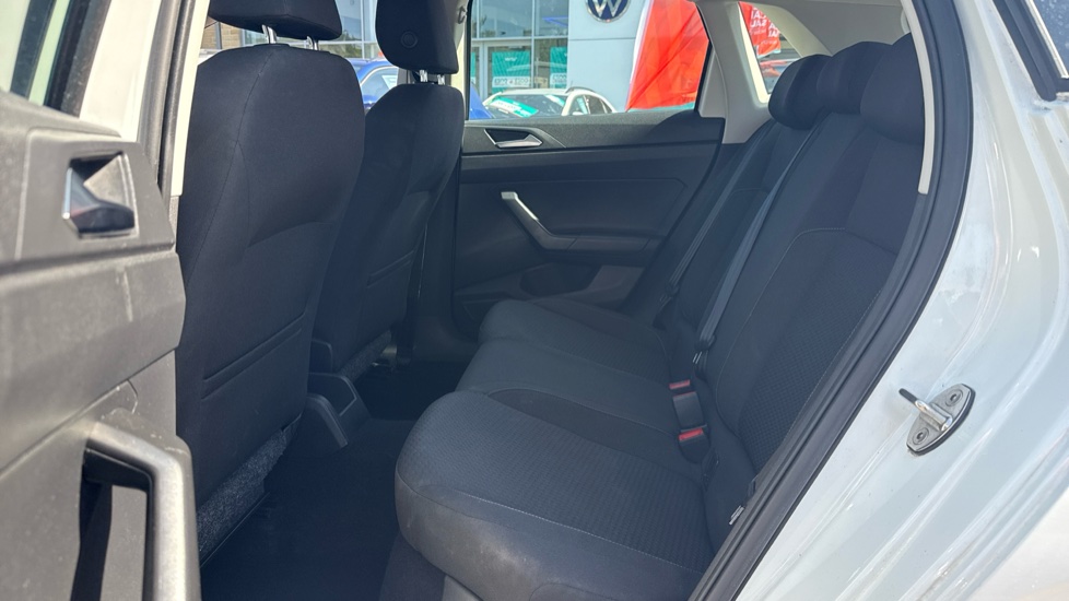 Volkswagen Polo 1.0 TSI 95 SE 5dr Petrol Hatchback - Image 16