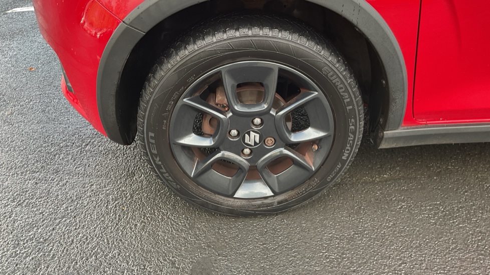 Suzuki Ignis 1.2 Dualjet SZ-T 5dr Petrol Hatchback - Image 24