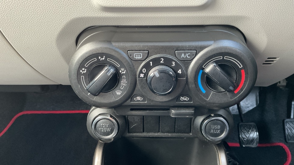 Suzuki Ignis 1.2 Dualjet SZ-T 5dr Petrol Hatchback - Image 33