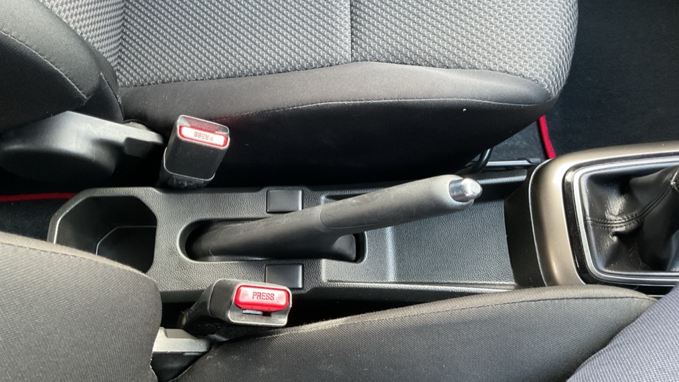 Suzuki Ignis 1.2 Dualjet SZ-T 5dr Petrol Hatchback - Image 41