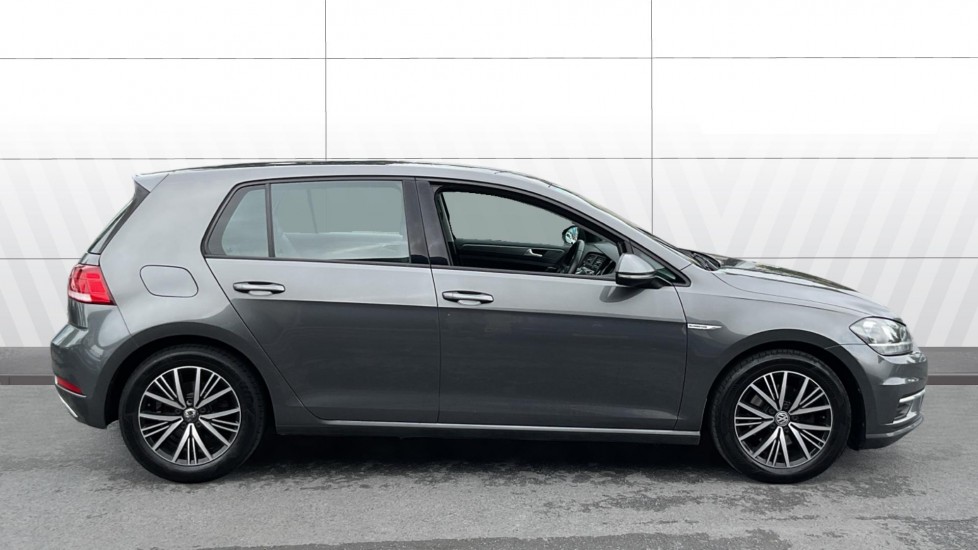 Volkswagen Golf 1.5 TSI EVO SE [Nav] 5dr Petrol Hatchback - Image 5