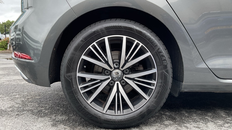 Volkswagen Golf 1.5 TSI EVO SE [Nav] 5dr Petrol Hatchback - Image 7