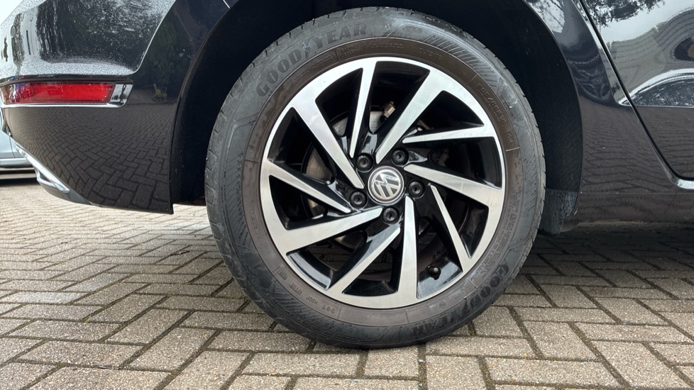 Volkswagen Golf SV 1.6 TDI 115 Match 5dr DSG Diesel Hatchback - Image 7