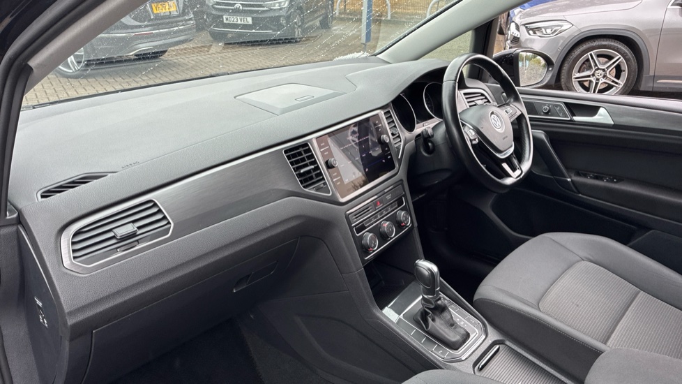 Volkswagen Golf SV 1.6 TDI 115 Match 5dr DSG Diesel Hatchback - Image 9
