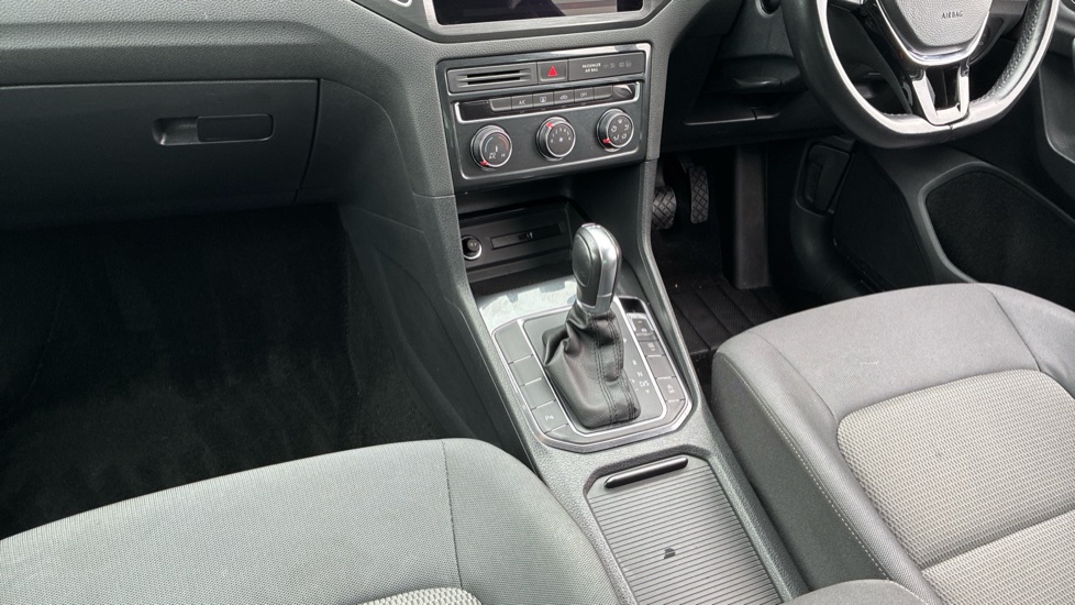 Volkswagen Golf SV 1.6 TDI 115 Match 5dr DSG Diesel Hatchback - Image 13