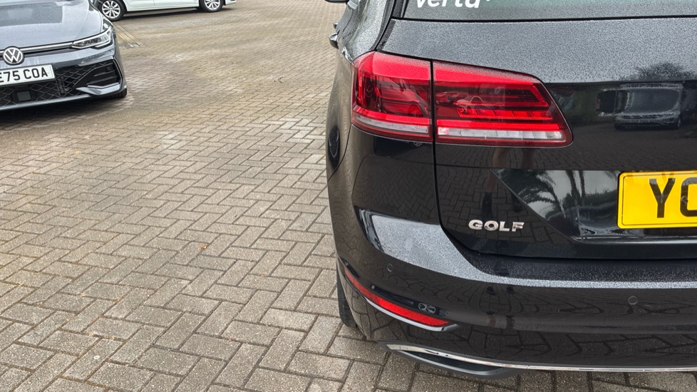 Volkswagen Golf SV 1.6 TDI 115 Match 5dr DSG Diesel Hatchback - Image 41