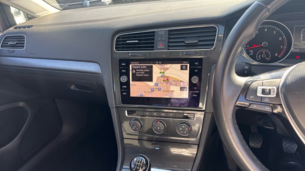 Volkswagen Golf 1.4 TSI SE [Nav] 5dr Petrol Hatchback - Image 14