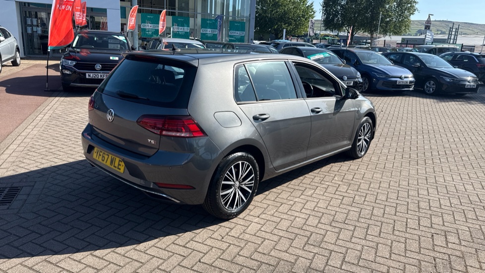 Volkswagen Golf 1.4 TSI SE [Nav] 5dr Petrol Hatchback - Image 21