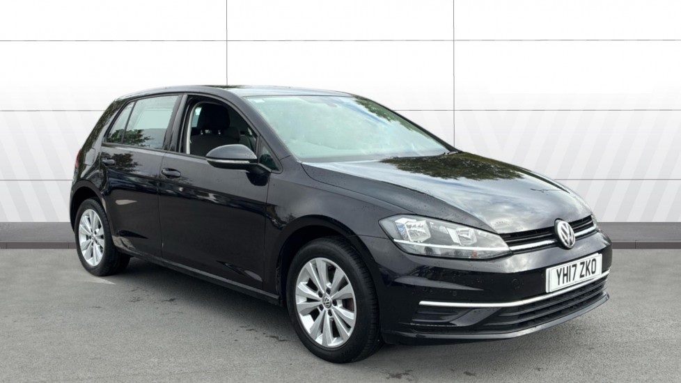 Volkswagen Golf 1.6 TDI SE [Nav] 5dr Diesel Hatchback - Image 1