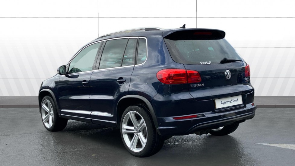Volkswagen Tiguan 2.0 TDi BlueMotion Tech R-Line Edition 150 5dr DSG Diesel Estate - Image 2