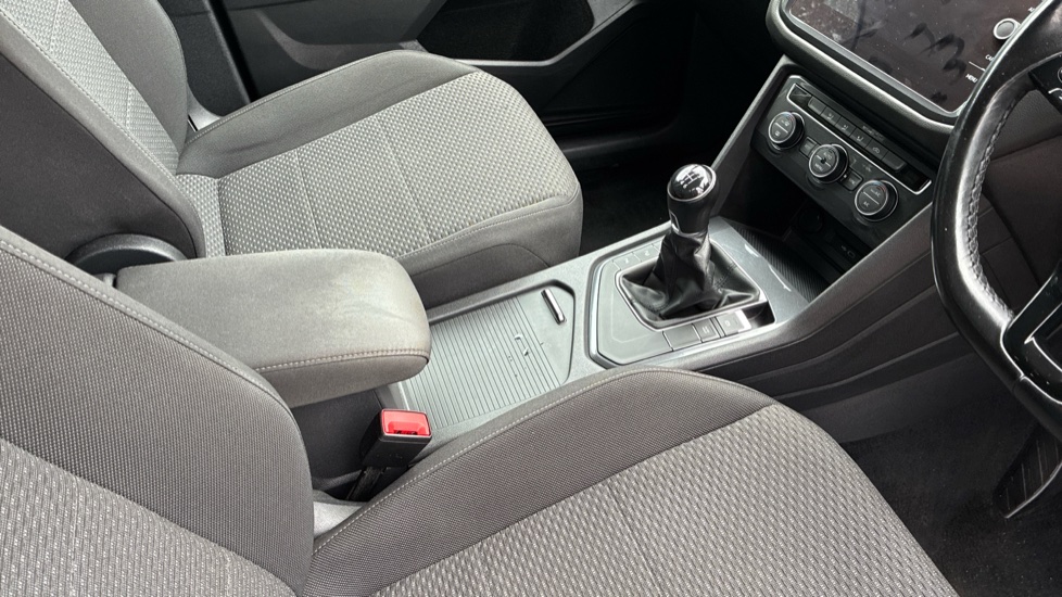 Volkswagen Tiguan Allspace 2.0 TDI Match 5dr Diesel Estate - Image 14