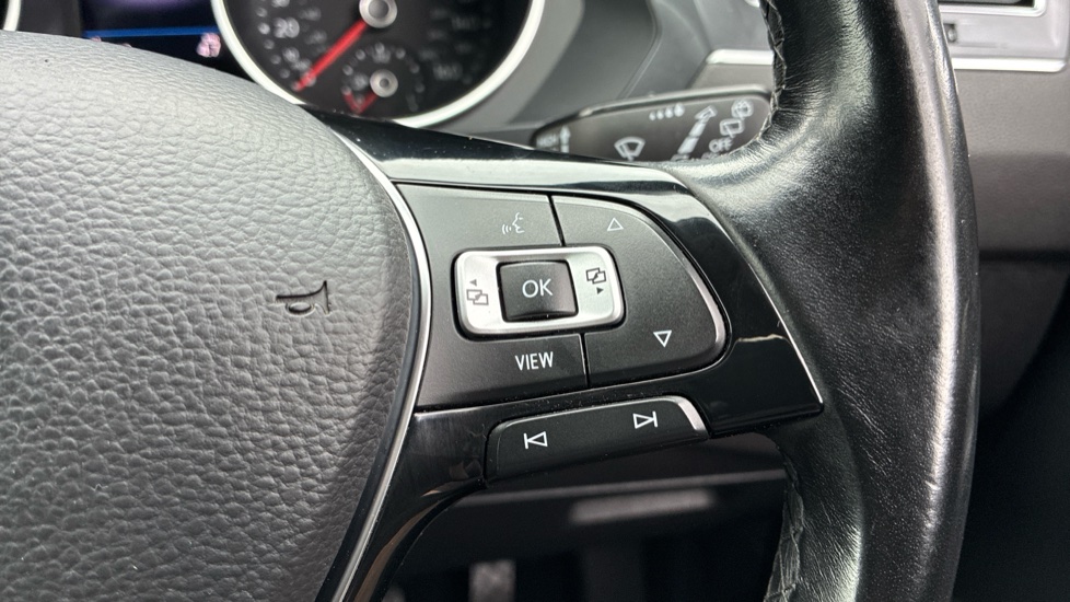 Volkswagen Tiguan Allspace 2.0 TDI Match 5dr Diesel Estate - Image 18