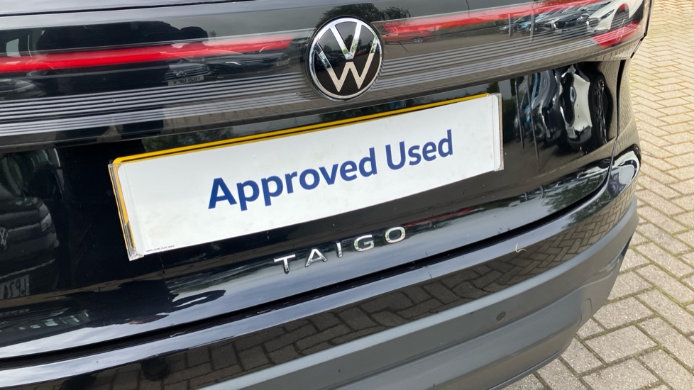 Volkswagen Taigo 1.0 TSI 110 Life 5dr Petrol Hatchback - Image 29