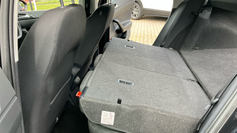 Volkswagen Taigo 1.0 TSI 110 Life 5dr Petrol Hatchback - Image 38