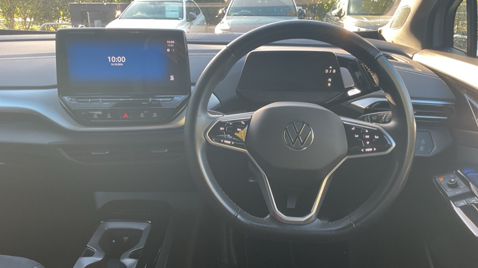 Volkswagen ID.4 125kW Life Ed Pure Perf 52kWh 5dr Auto [110kW Ch] Electric Estate - Image 10