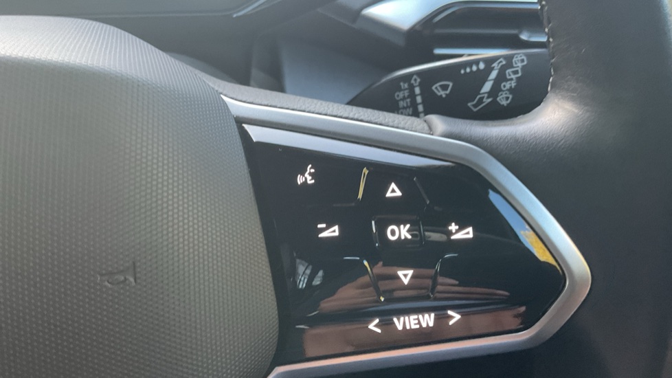Volkswagen ID.4 125kW Life Ed Pure Perf 52kWh 5dr Auto [110kW Ch] Electric Estate - Image 18