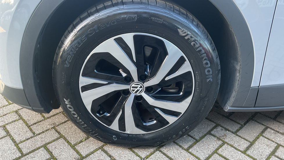Volkswagen ID.4 125kW Life Ed Pure Perf 52kWh 5dr Auto [110kW Ch] Electric Estate - Image 22