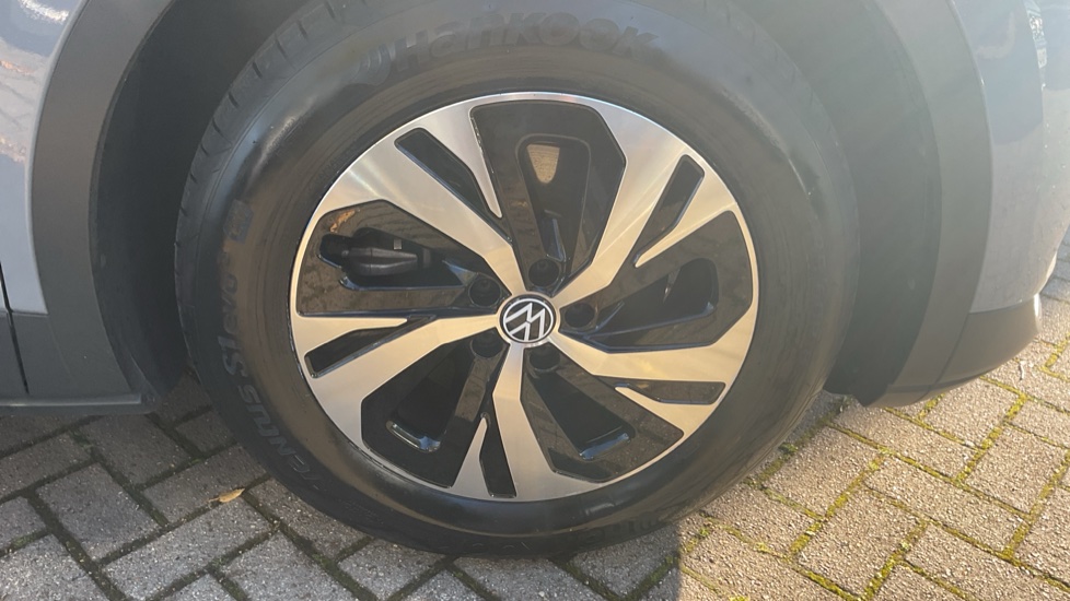 Volkswagen ID.4 125kW Life Ed Pure Perf 52kWh 5dr Auto [110kW Ch] Electric Estate - Image 24