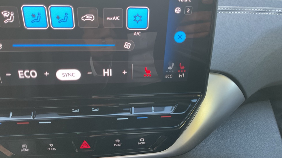 Volkswagen ID.4 125kW Life Ed Pure Perf 52kWh 5dr Auto [110kW Ch] Electric Estate - Image 35