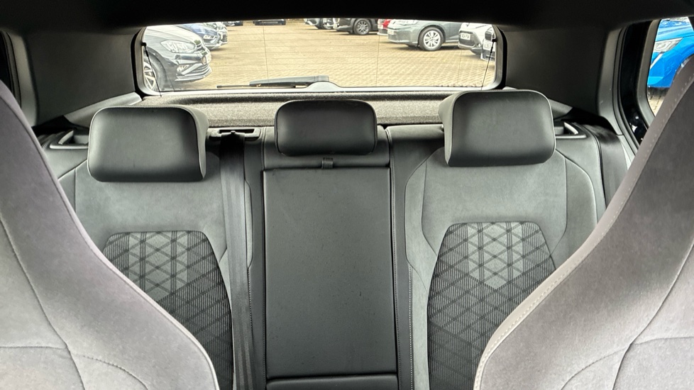 Volkswagen Golf 1.5 TSI 150 R-Line 5dr Petrol Hatchback - Image 16