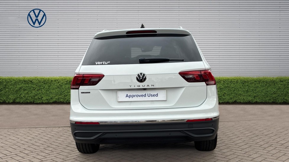 Volkswagen Tiguan Allspace 1.5 TSI Life 5dr DSG Petrol Estate - Image 8