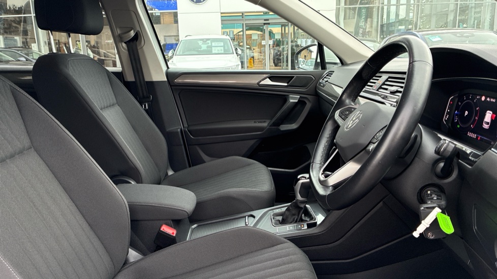 Volkswagen Tiguan Allspace 1.5 TSI Life 5dr DSG Petrol Estate - Image 15
